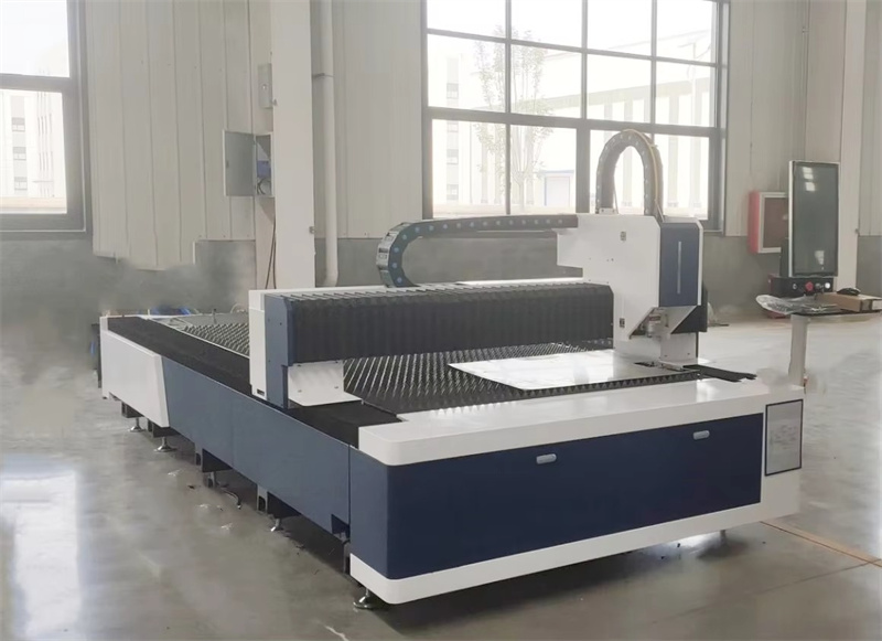 工業用高出力CNC CO2レーザー切断機（生地用）レーザー溶 - Industrial Laser Fabric Cutting Machine のレビューと価格