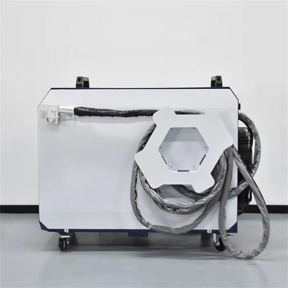 ファイバー連続レーザー洗浄機 3000W ポータブルレーザー - Portable Laser Rust Removal のレビューと価格